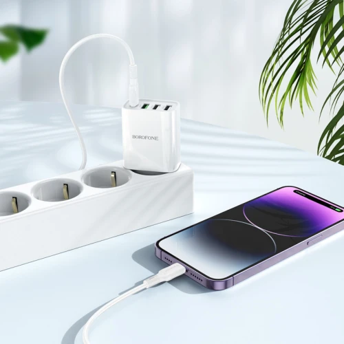 МЗП 4Port Borofone BA79A Clever 3USB + USB-C PD 20W Type-C to Lightning
